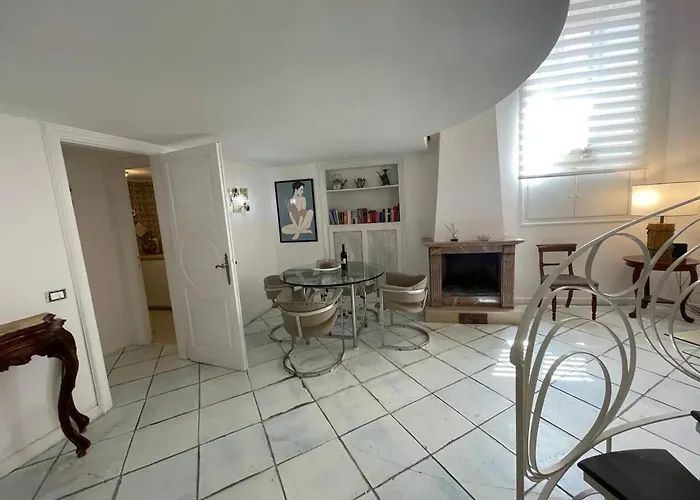 Apartment Comfortable In The Heart Of Rome, 65m², View